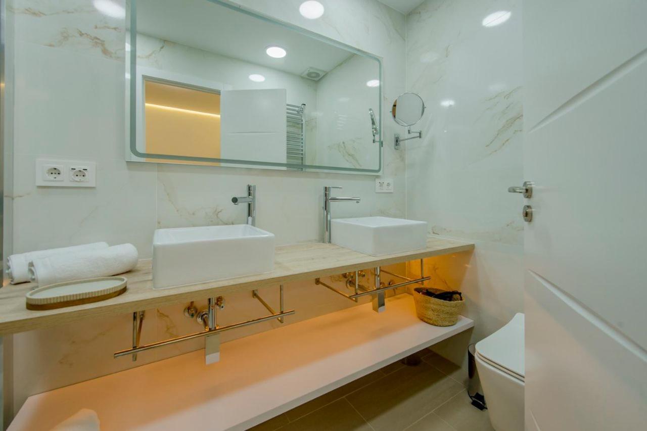 Suara Apartamentos 3 Madrid Dış mekan fotoğraf