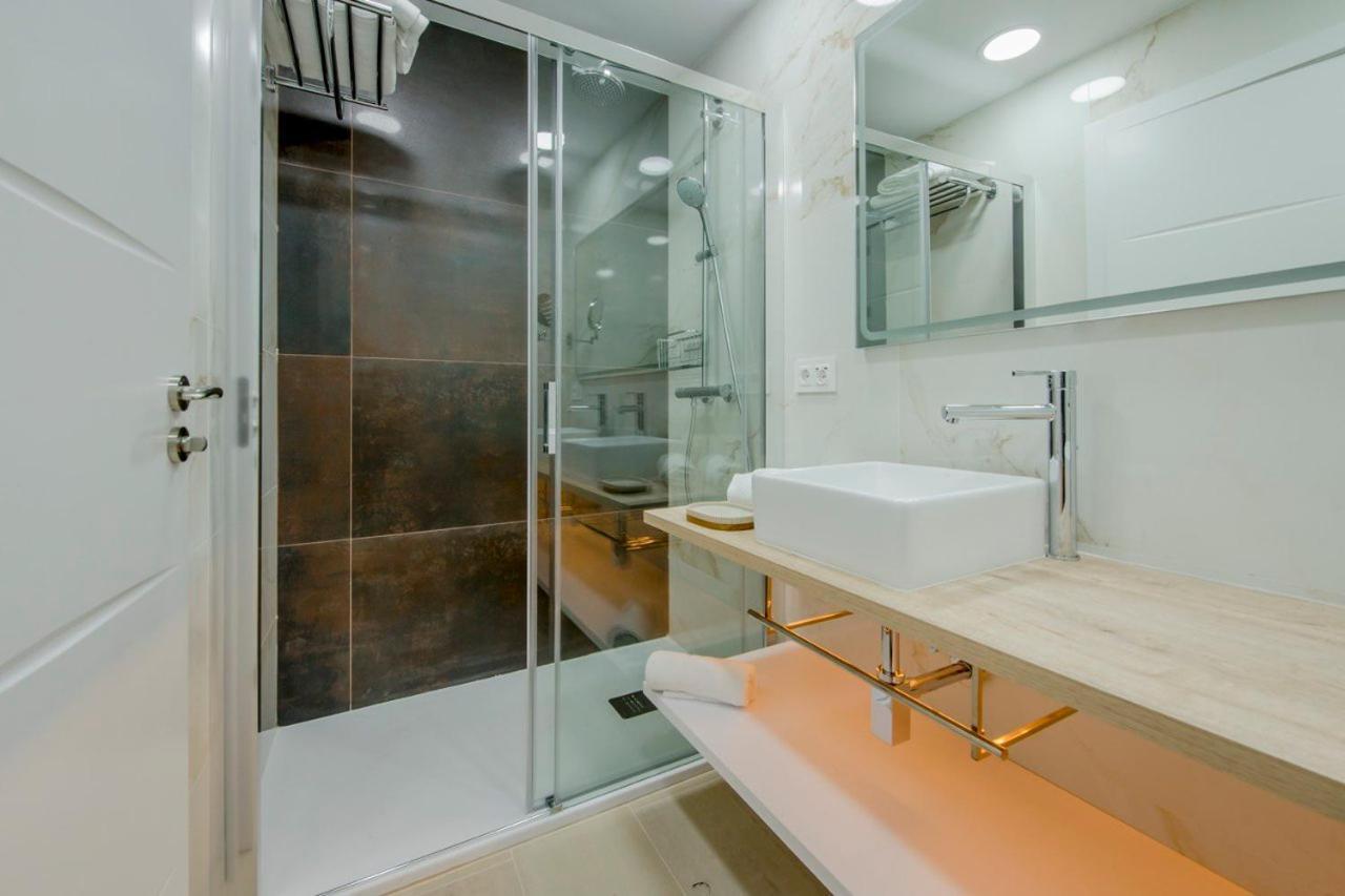 Suara Apartamentos 3 Madrid Dış mekan fotoğraf